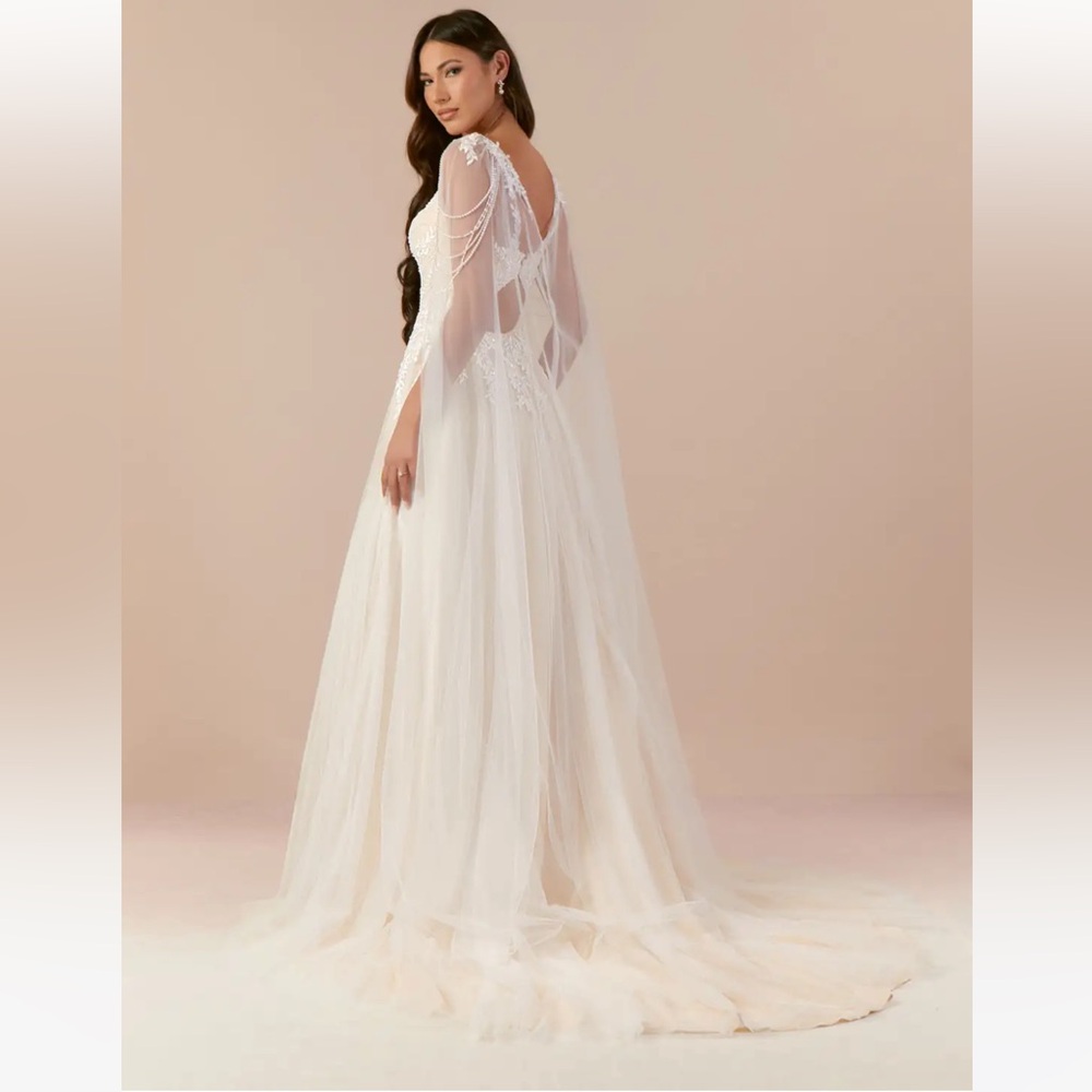Azazie Goddess Wedding Dress
